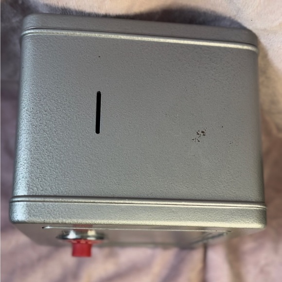 Mini-Safe/Toy Safe - Picture 5 of 5